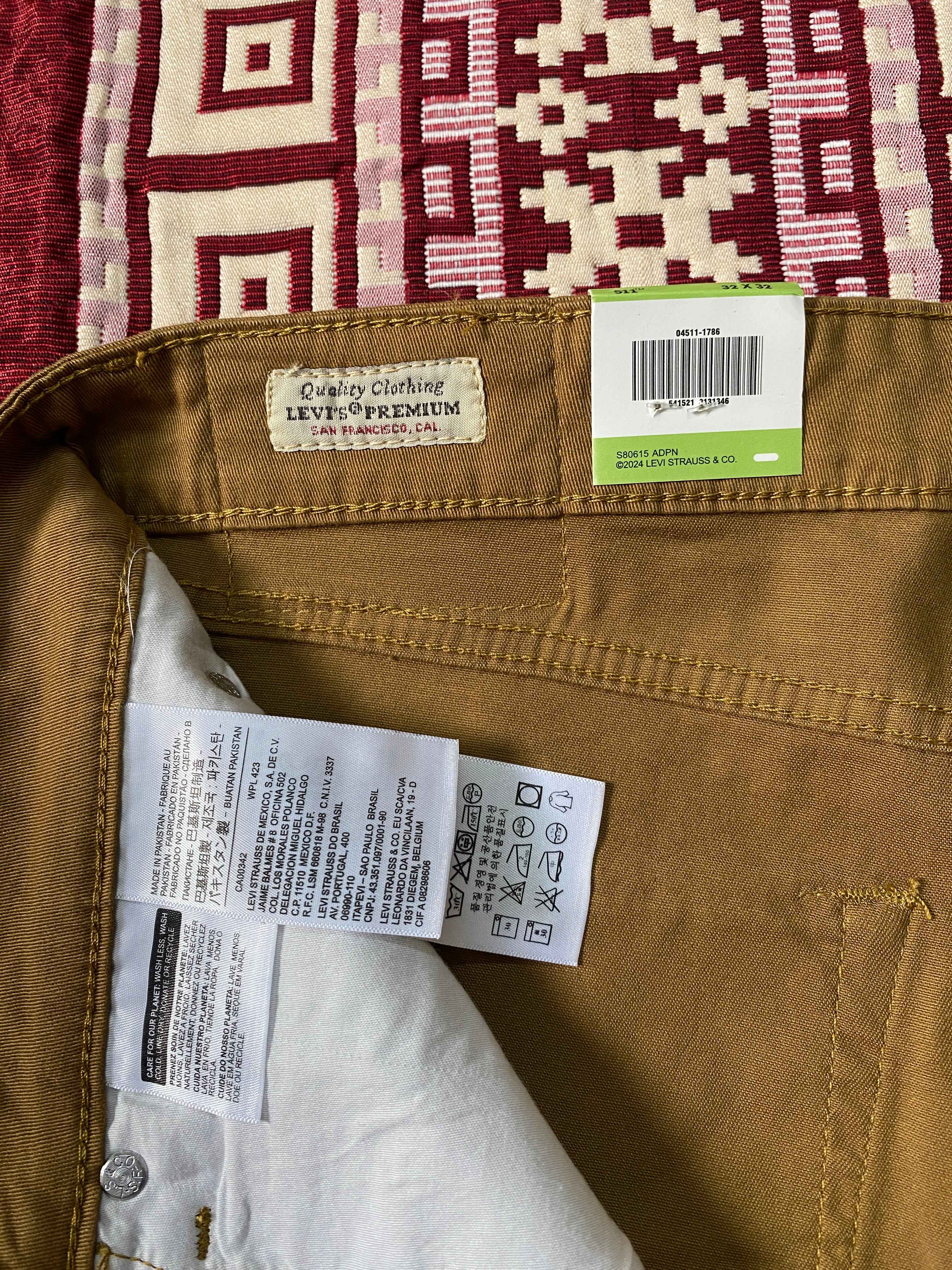 Levi’s 501 Original Straight Leg Jeans – Brown