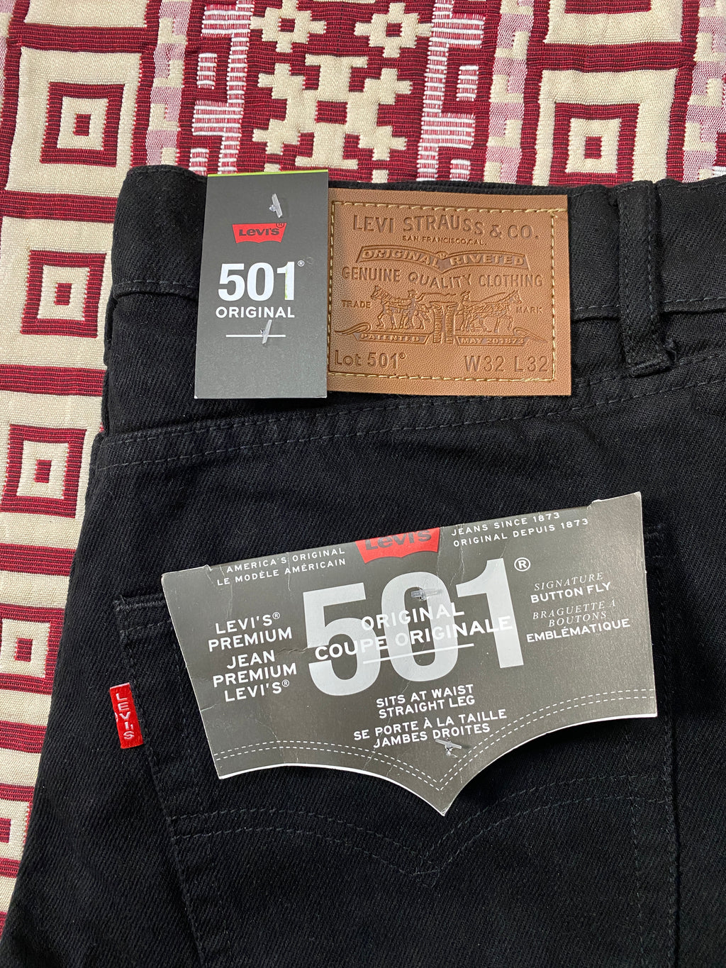 Levi’s 501 Original Straight Leg Jeans – Black